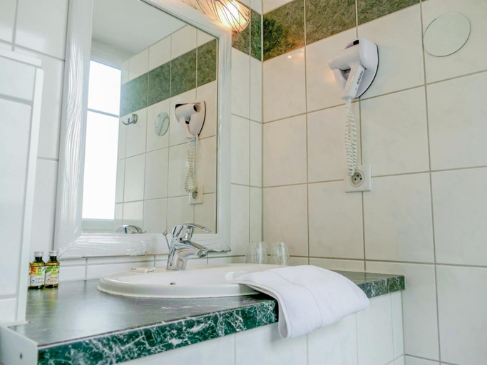 Bathroom, Hotel Berlioz, Haut-Rhin