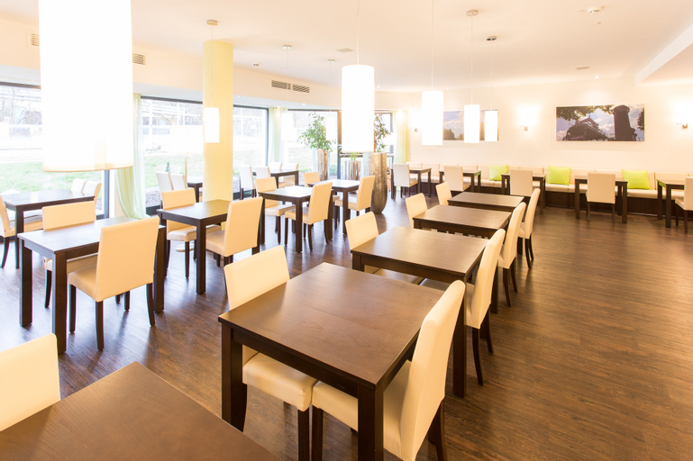 Food & Drinks 4, Holiday Inn Express NEUNKIRCHEN, Neunkirchen