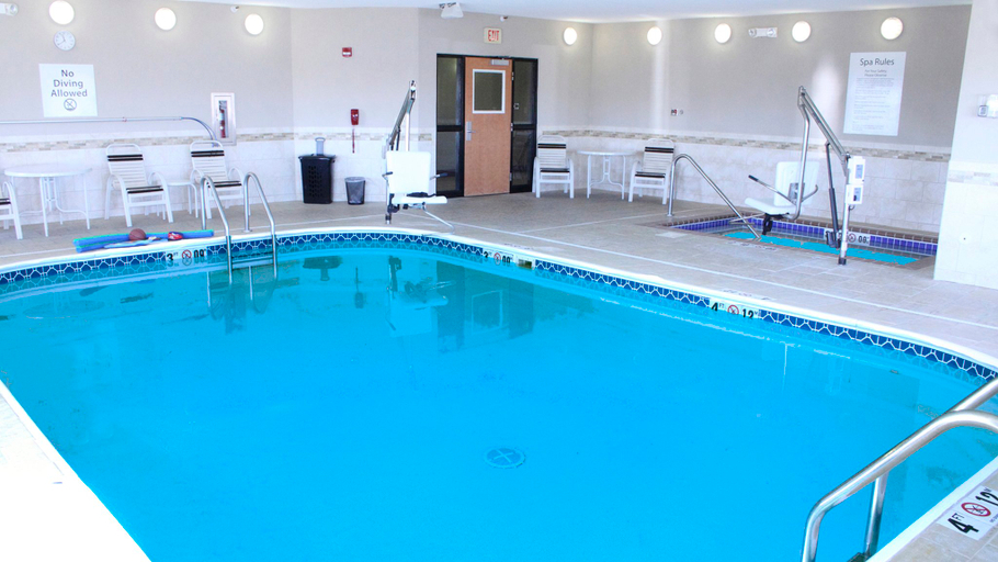 Sport & Beauty 2, Holiday Inn Express JAMESTOWN by IHG, Stutsman