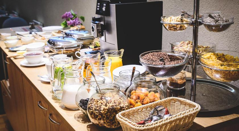 Food & Drinks 4, Hotel Karupesa, Puhajarve