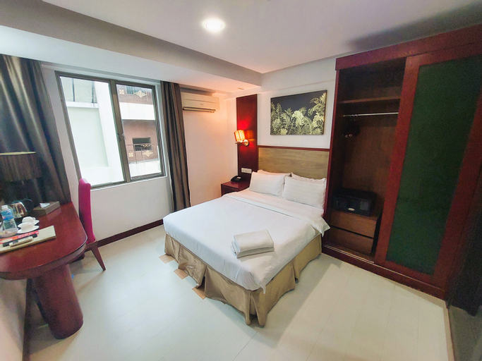 Bedroom 18