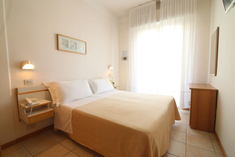 Bedroom 4, Hotel Soave Miriam, Rimini