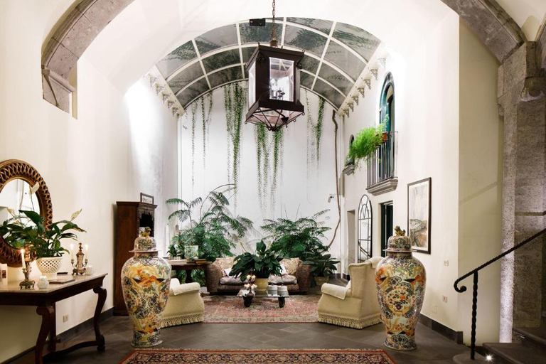 Public Area 3, Palazzo Marziale, Napoli