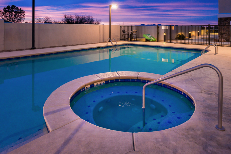 Sport & Beauty 2, Holiday Inn Express SIERRA VISTA by IHG, Cochise
