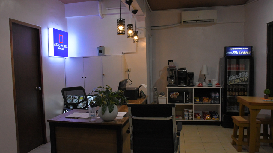 Food & Drinks, Arzo Hotel Makati, Makati City