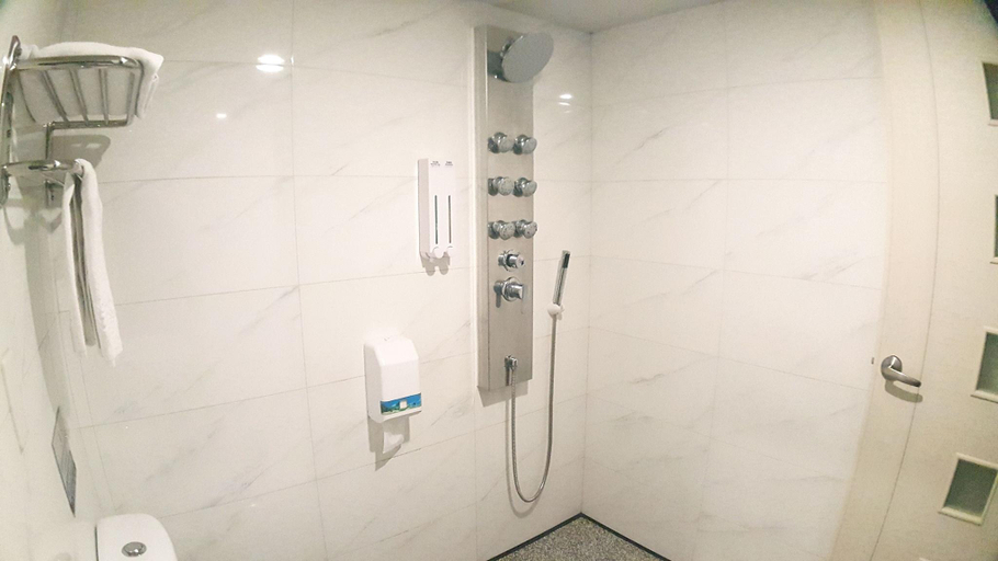 Bathroom 4, Walker Hotel Zhengyi, New Taipei City