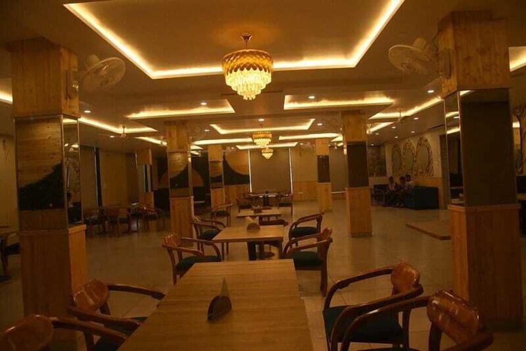 Food & Drinks, Shiva Palace by Golden Leaf Hotels, Nainital