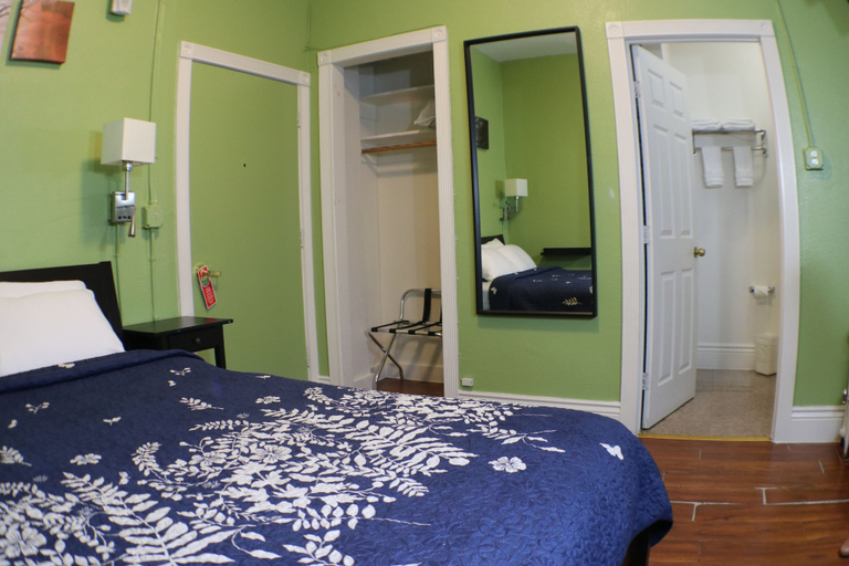 Bedroom 3, Orange Village Hostel, San Francisco