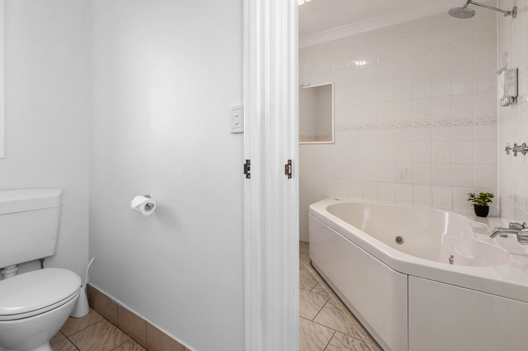 Bedroom 21