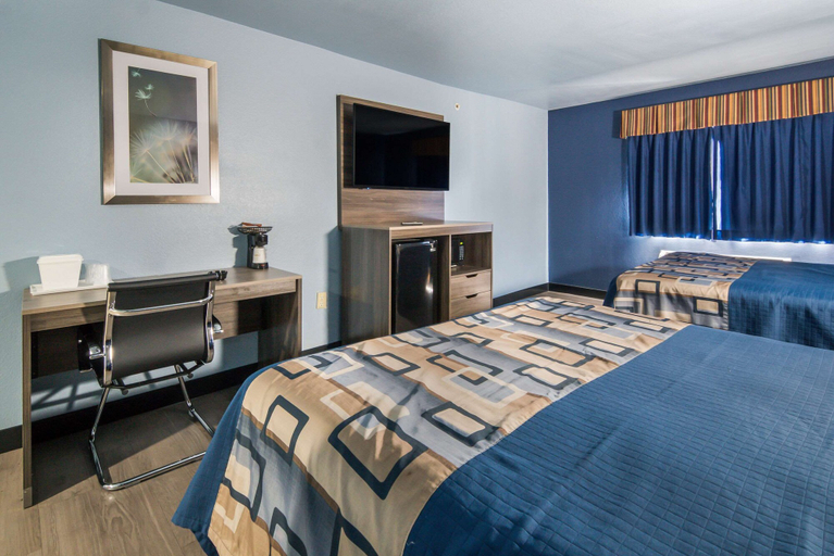 Bedroom 3, Rodeway Inn Carrollton I-35E, Dallas