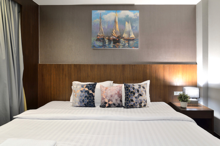 Bedroom 16
