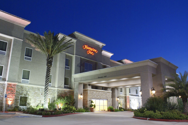 Exterior & Views 1, Hampton Inn Orange, Orange