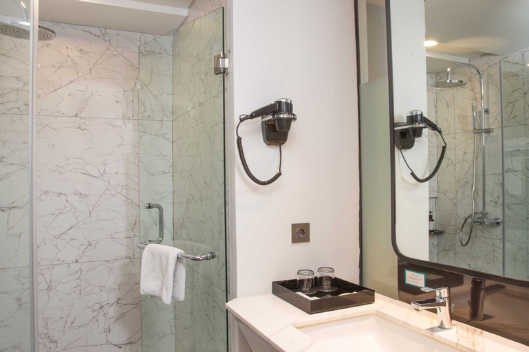 Bathroom 6
