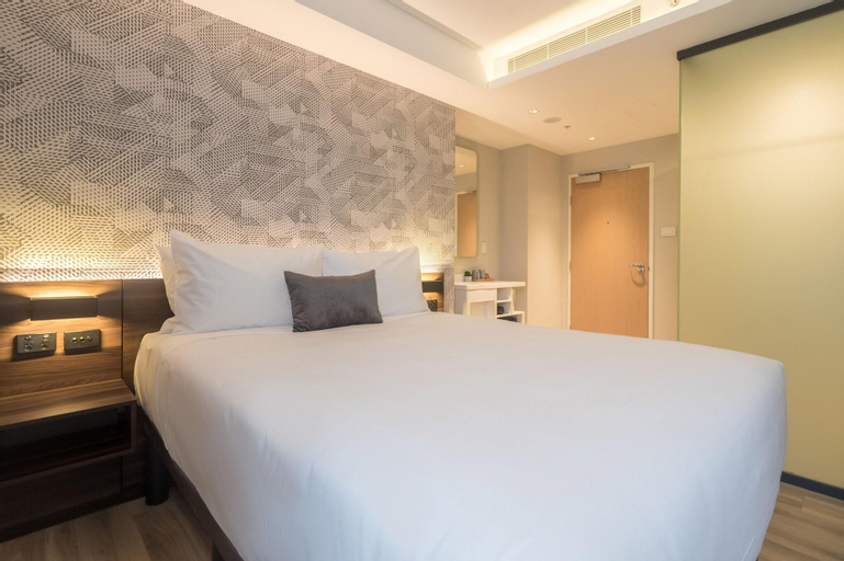 Bedroom 26