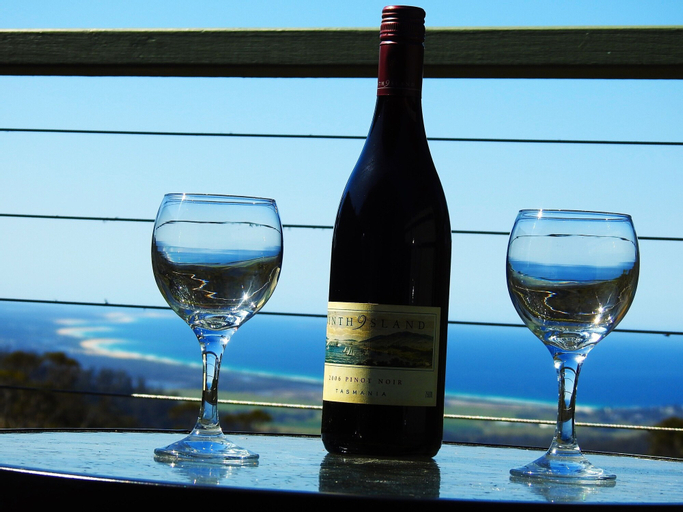 Food & Drinks, Lumera Chalets, Break O'Day