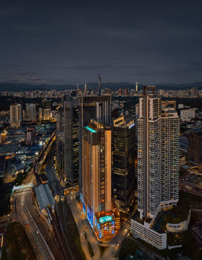 Exterior & Views 8