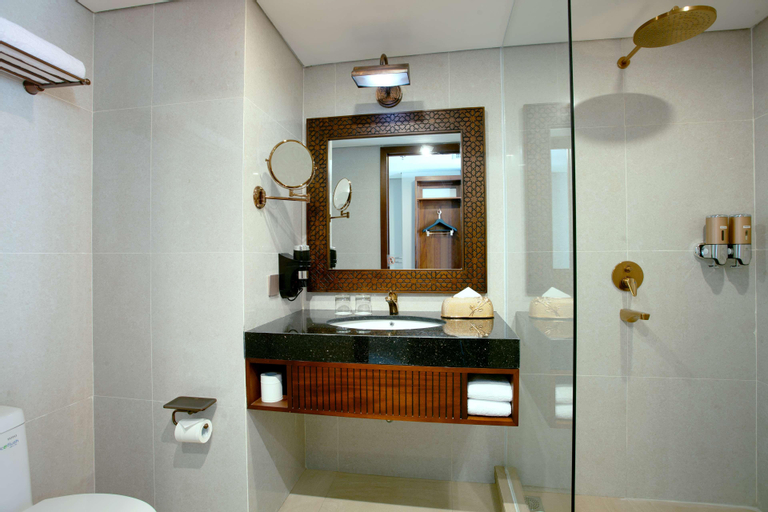 Bathroom 7