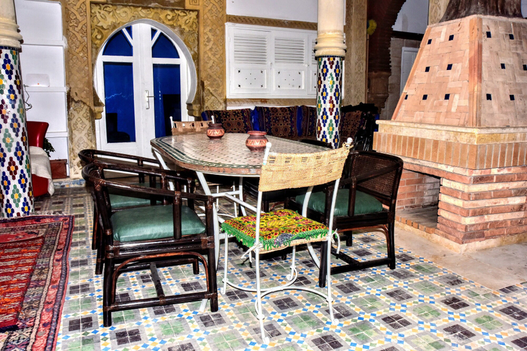 Others 5, Riad Razoli Sidi Daoui, Rabat
