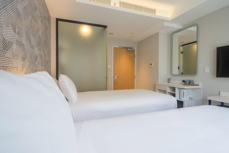 Bedroom 12