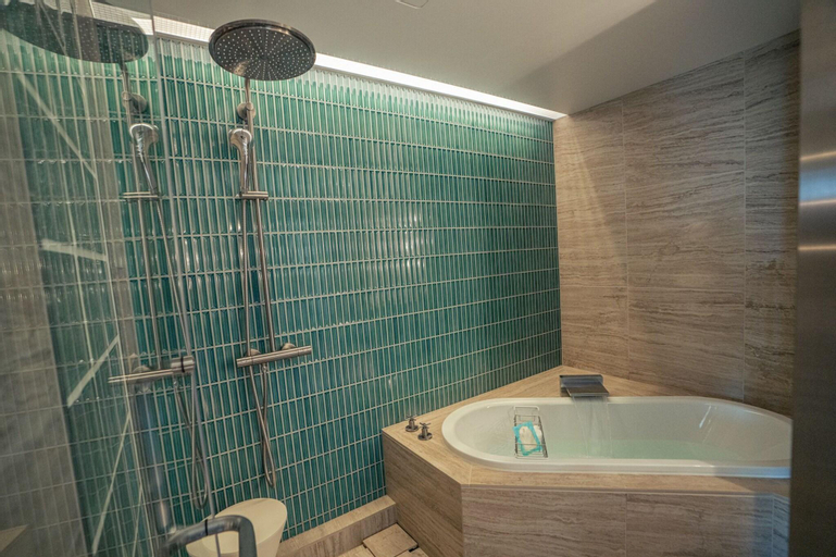 Bathroom 24