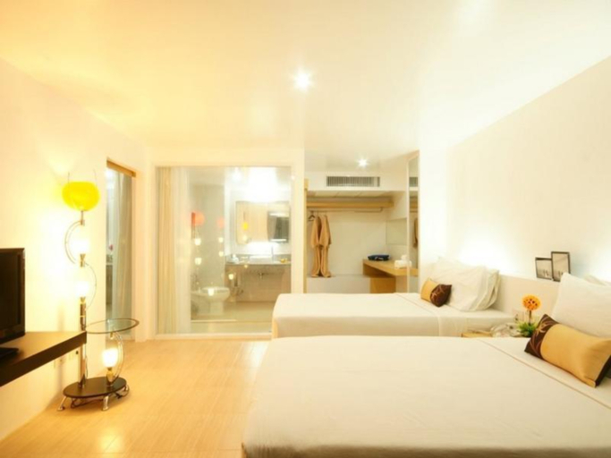Bedroom 3, Dragon Beach Resort, Pattaya