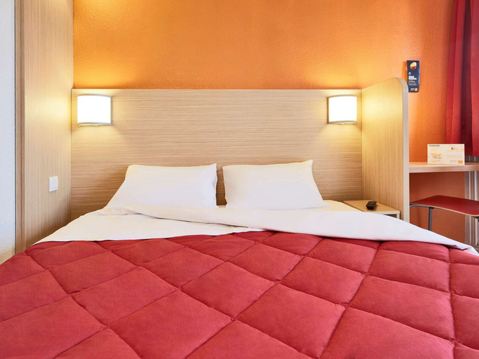 Bedroom 3, Première Classe Epinay Sur Orge Savigny Sur Orge, Essonne
