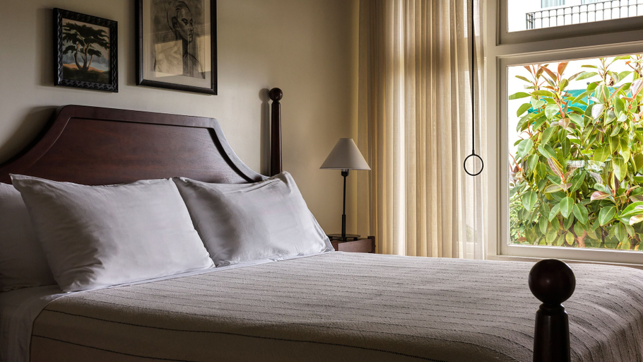 Bedroom 3, La Playa Hotel, Monterey