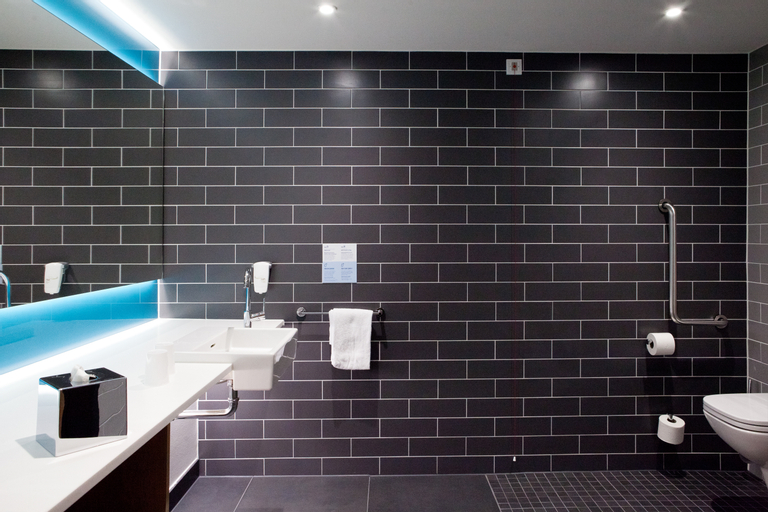 Bathroom 23