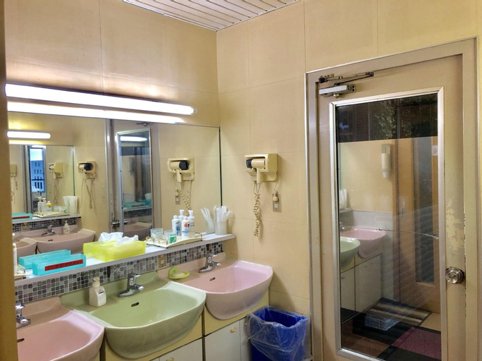 Bathroom 5