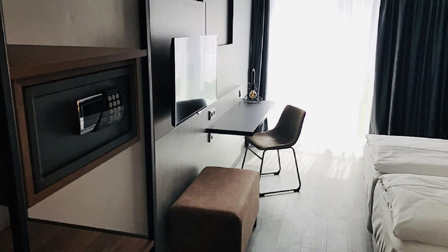 Bedroom 3, SCOTTY + PAUL Hotel Deggendorf, Deggendorf