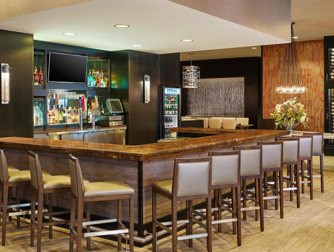 Food & Drinks 5, Hilton Kansas City Airport, Kansas City