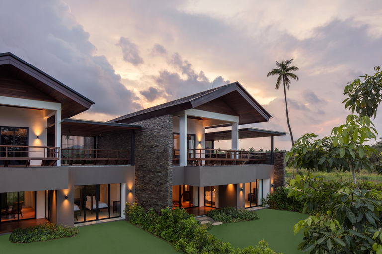 Exterior 6