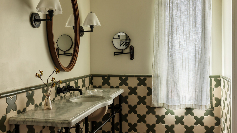 Bathroom 5, La Playa Hotel, Monterey