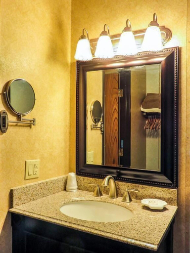 Bathroom 5, Seward, Kenai Peninsula