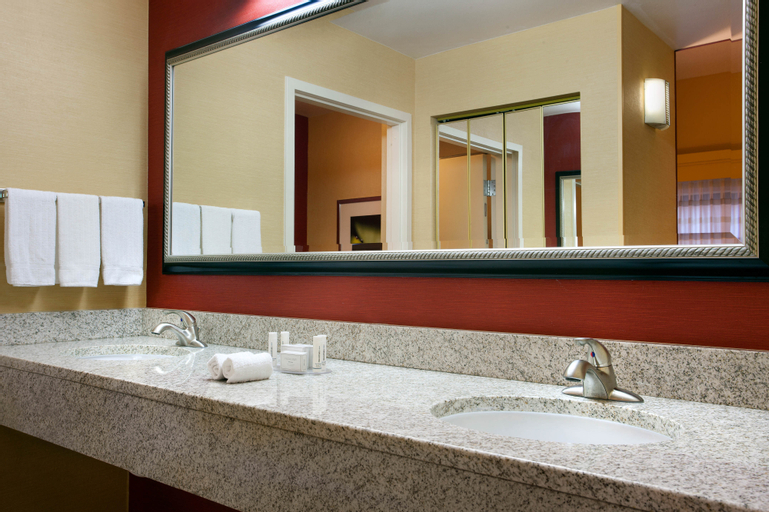 Bathroom 8