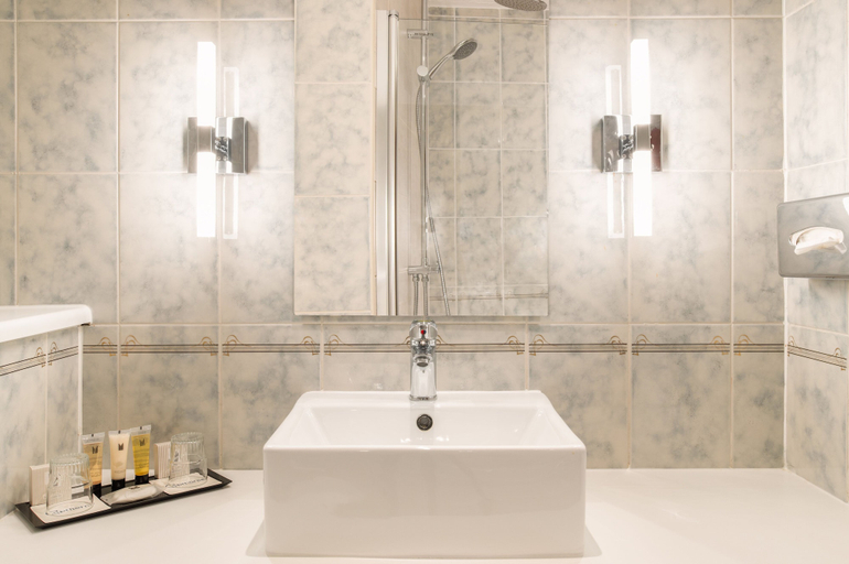 Bathroom 4, Copthorne Effingham Gatwick, Surrey