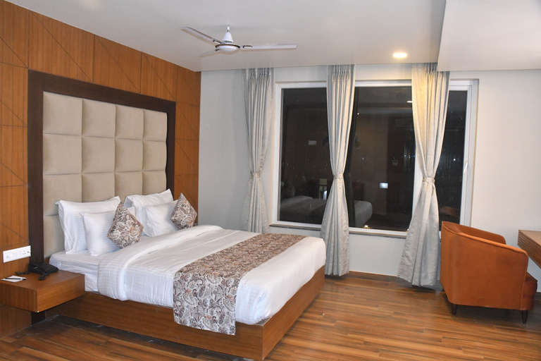 Bedroom 2, HHW BUDDHA LINEAGE, Varanasi