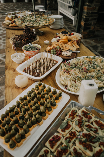 Food & Drinks 4, Francolin Creek, Fezile Dabi
