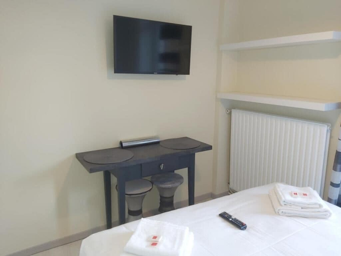 Bedroom 3, Vichy Sejour, Allier