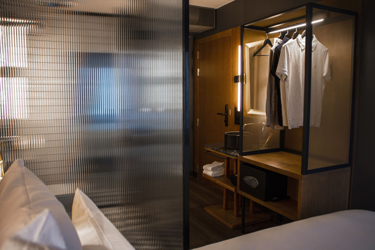 Bathroom 4, LETOH LETOH Gran Vía, Madrid
