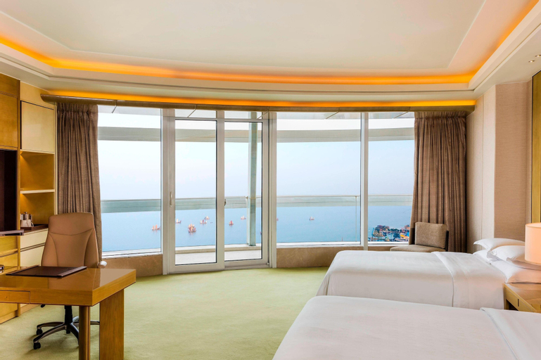 Bedroom 4, Sheraton Huzhou Taihu Lake Hot Spring Resort & Spa, Huzhou