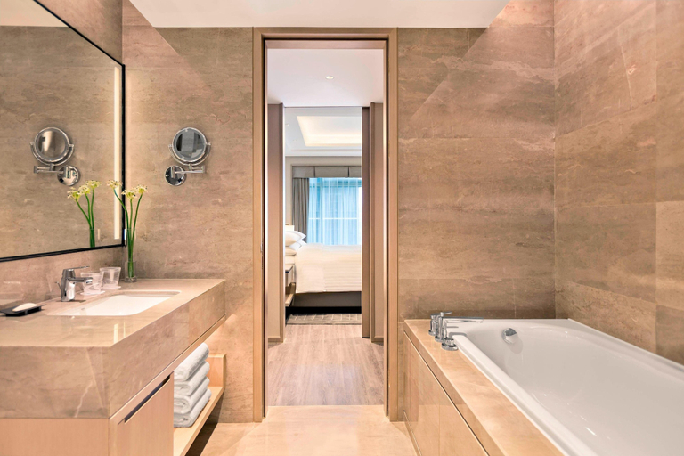 Bathroom 5, Marriott Executive Apartments Hangzhou Yuhang, Hangzhou