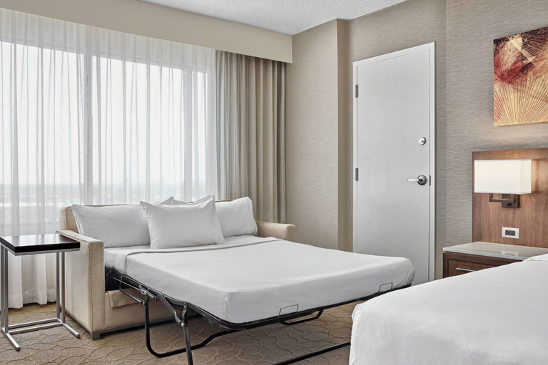 Bedroom 3, Delta Hotels by Marriott Edmonton South Conference Centre, Division No. 11