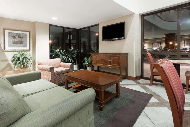 Public Area 3, Baymont by Wyndham Indianapolis South, Indianapolis