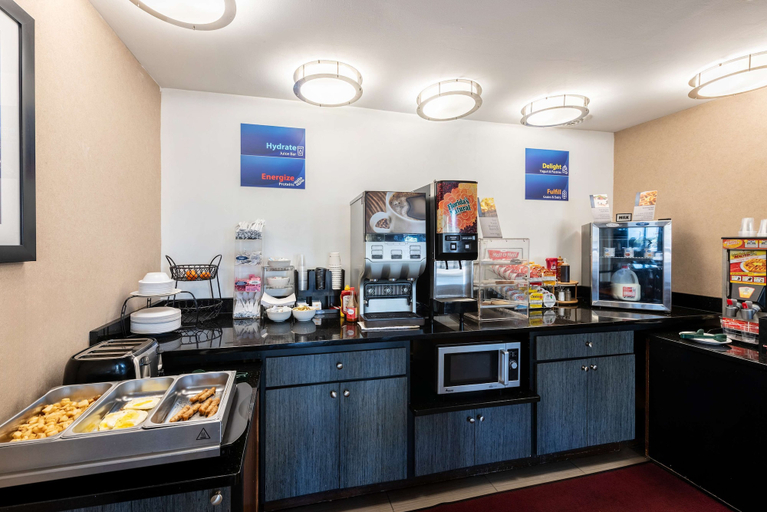 Food & Drinks 5, Best Western Executive Inn, Franklin