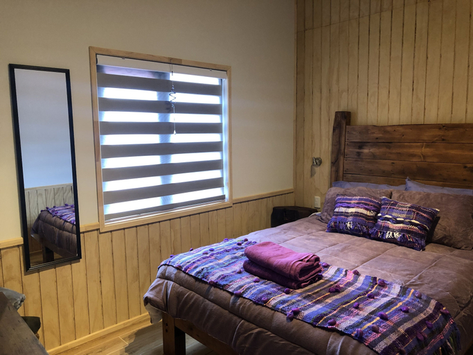 Bedroom 3, Magellanicus Rustic Suites, Magallanes