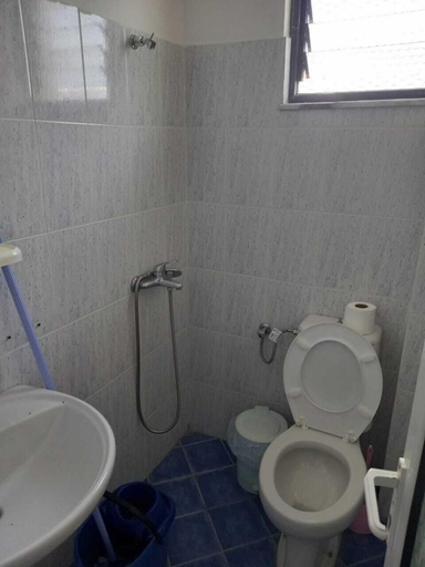 Bathroom 3, Sunset Aparthotel, Sarandës