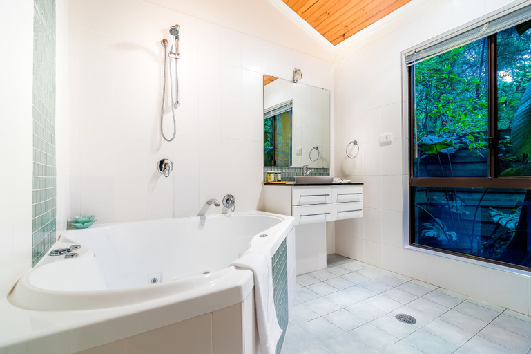 Bedroom 3, Wanderers Retreat Port Stephens, Port Stephens