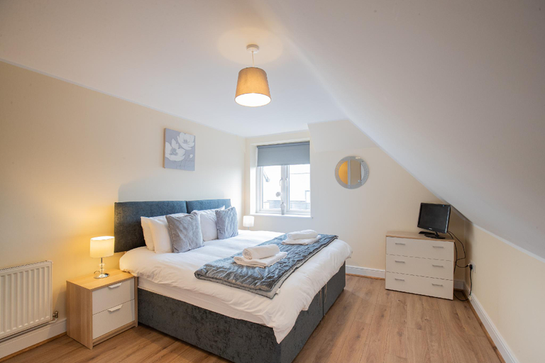 Others 4, 2-bedroom Penthouse, Clockhouse, Hoddesdon, Hertfordshire
