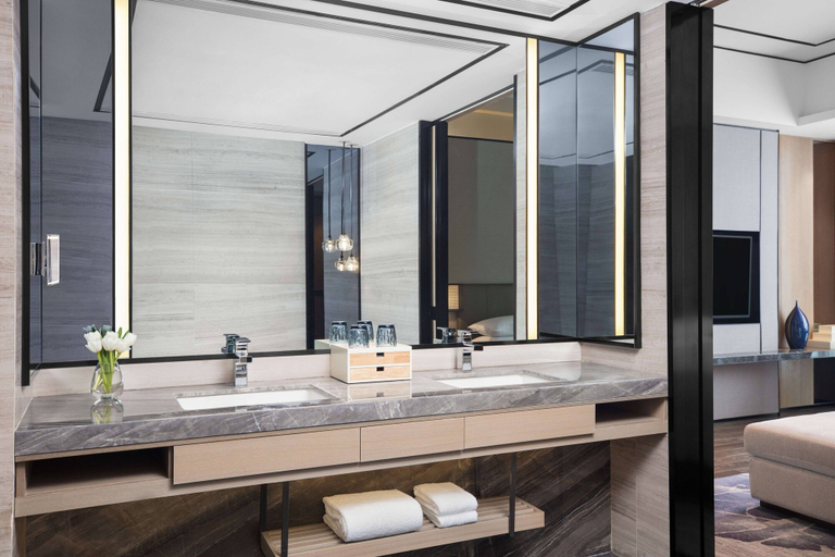 Bathroom 5, Marriott Nanjing South Hotel, Nanjing